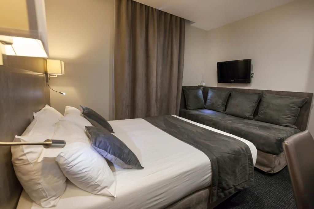 Chambre Double Supérieure avec Canapé-Lit de l'Hôtel Paris Italie