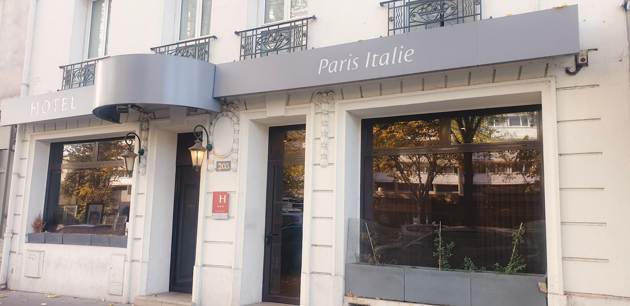 Façade de l'Hôtel Paris Italie, avenue de Choisy, Paris 13e